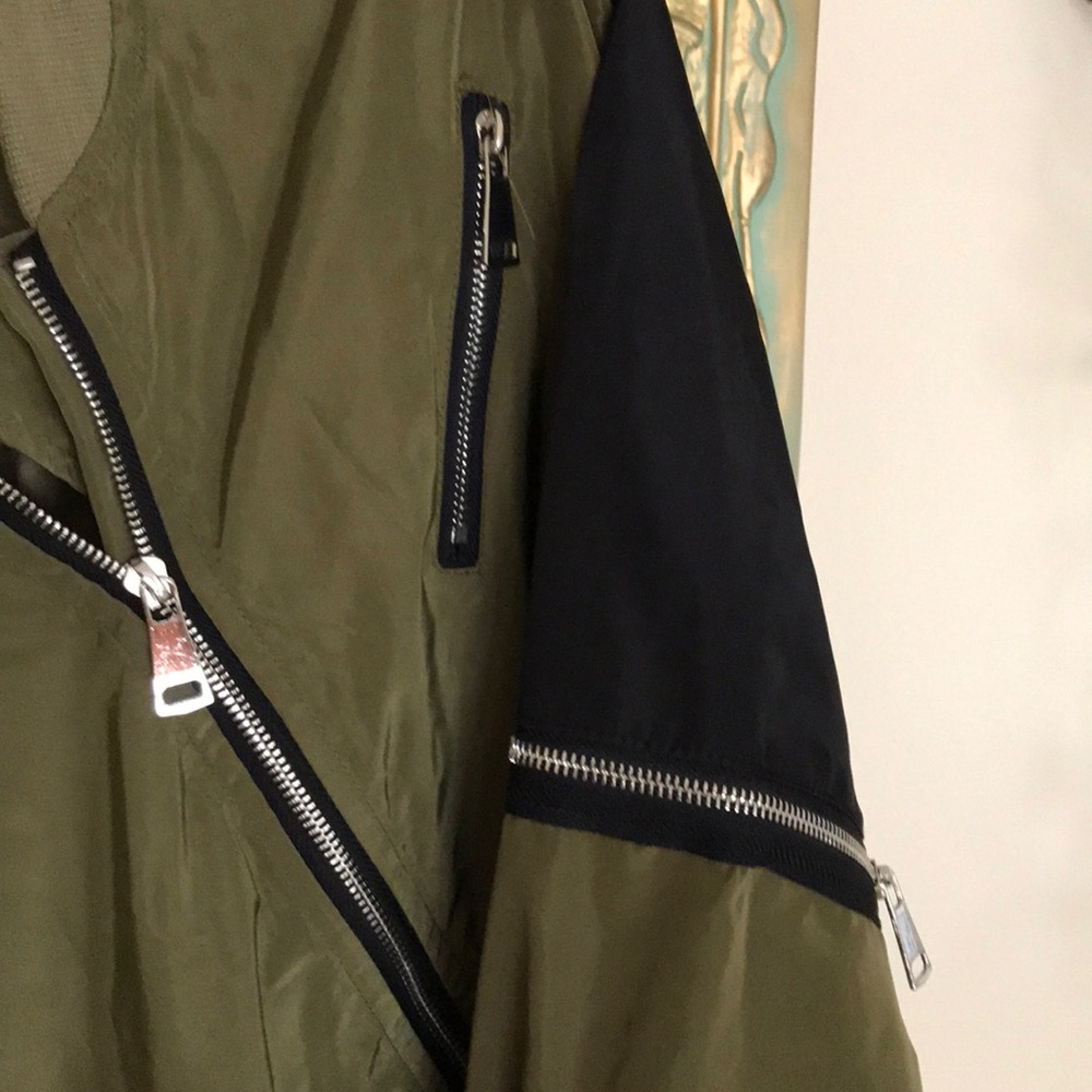 AKIRA Green + Black Zipper Bomber Jacket - Picture 3 of 5
